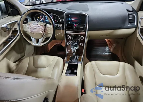 2015 Volvo Xc60 T6 Platinum z USA, uszkodzony, nr VIN YV4902RM5F2641146